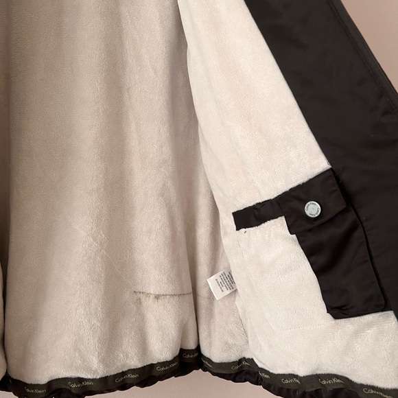 Calvin Klein down puffer coat - Picture 7 of 9